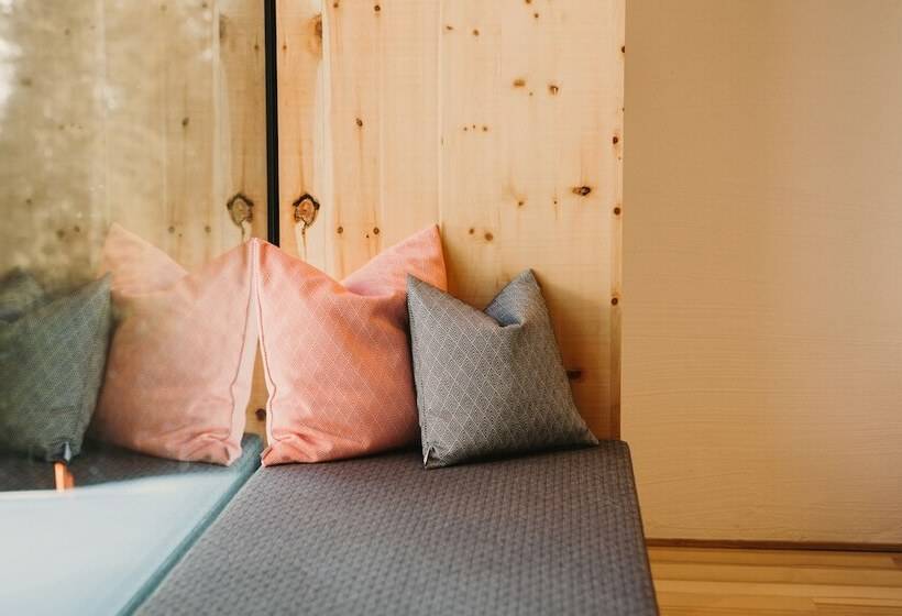 فندق Alpin   Studios & Suites