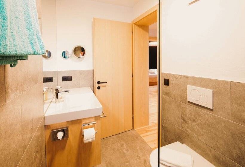 فندق Alpin   Studios & Suites