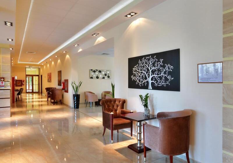 Apart Hotel Golden Line