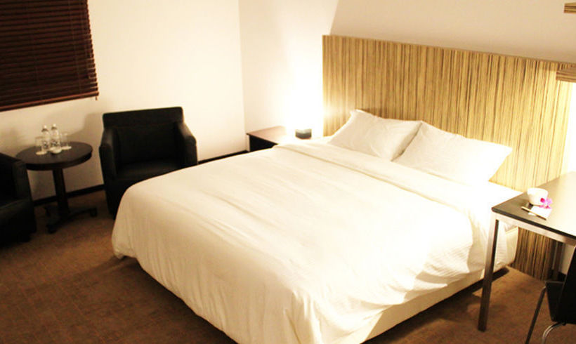 هتل The Arena Country Club