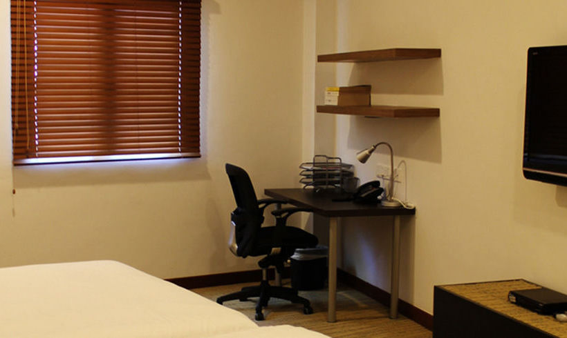 هتل The Arena Country Club