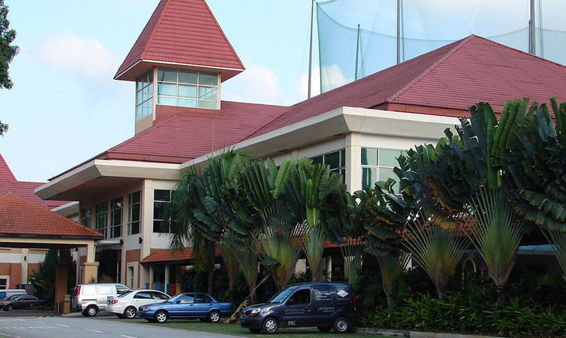 هتل The Arena Country Club