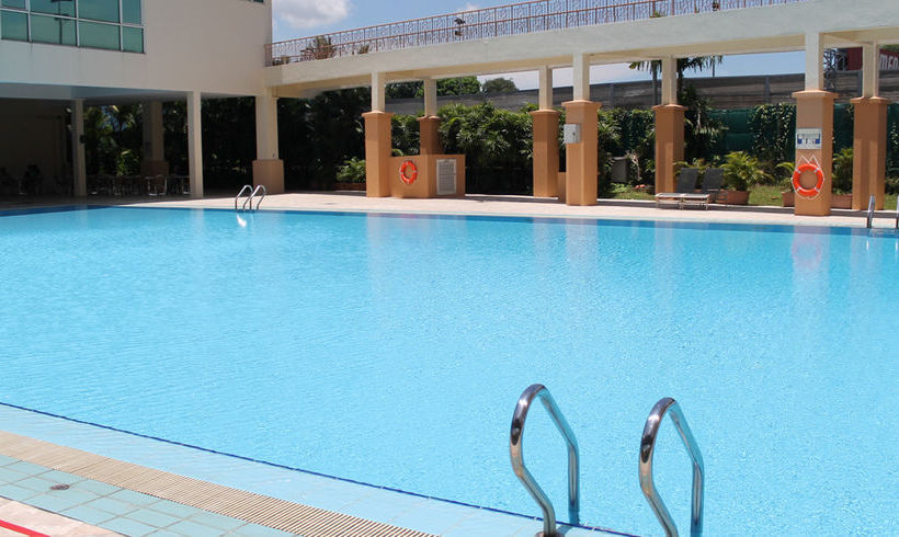 هتل The Arena Country Club