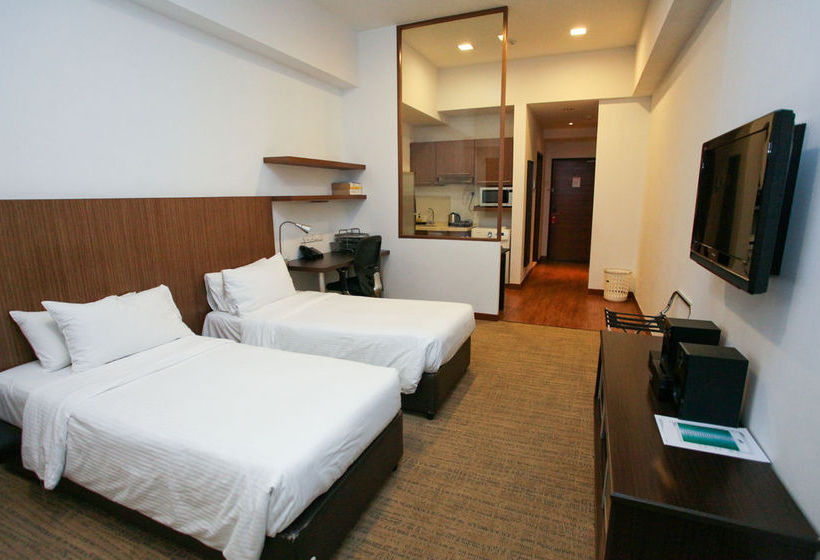 هتل The Arena Country Club