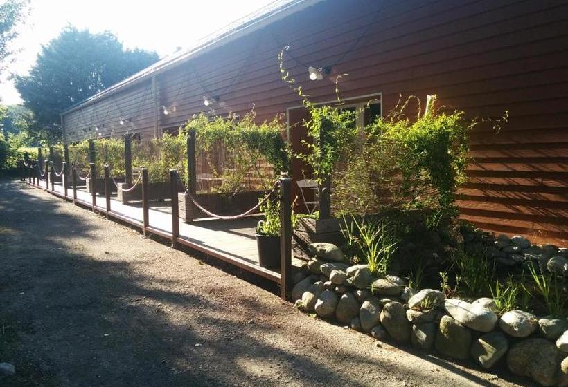 فندق Bungalows & Rooms   Gît ôstal