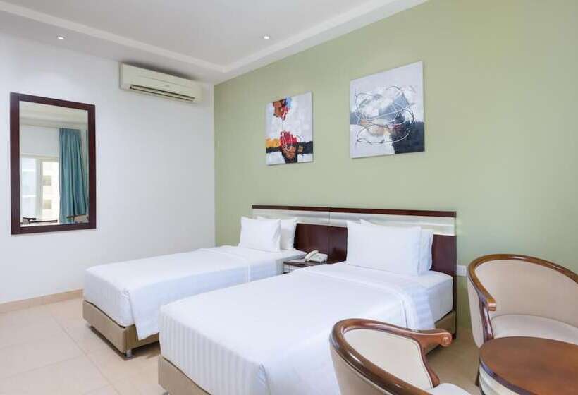 هتل Centara Life Muscat Dunes