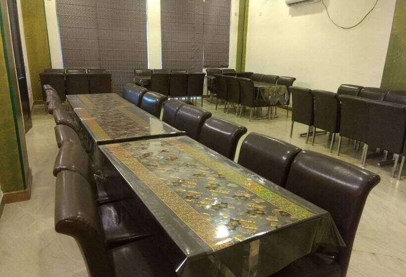 فندق City Centre Inn New Delhi