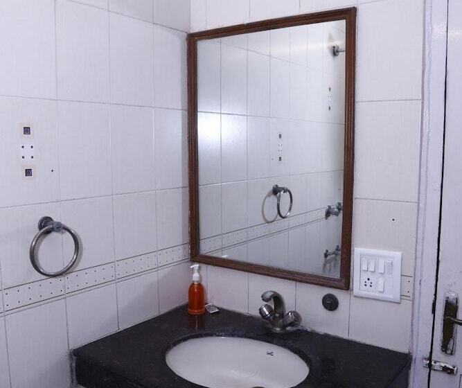 فندق City Centre Inn New Delhi