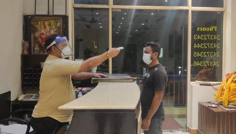 فندق City Centre Inn New Delhi