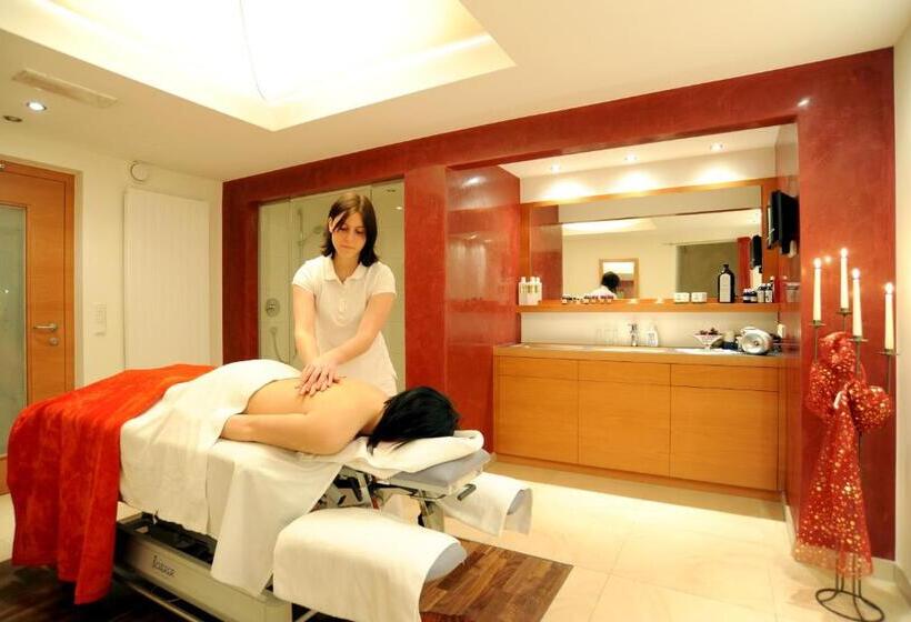 فندق Das Schiff In Den Bergen