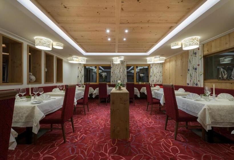 فندق Das Schiff In Den Bergen