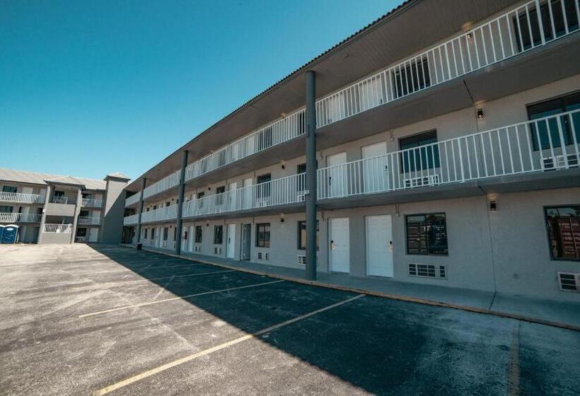 酒店 Developer Inn Highway, A Howard Johnson By Wyndham