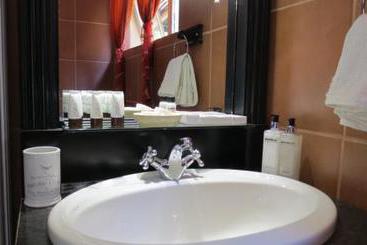 پانسیون Dinkwe Guest House