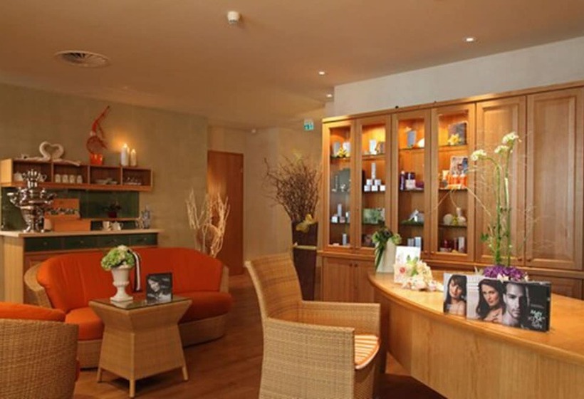 酒店 Döllnsee Schorfheide