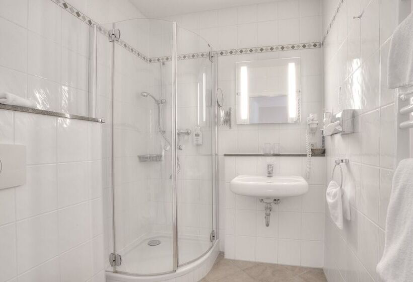 酒店 Döllnsee Schorfheide