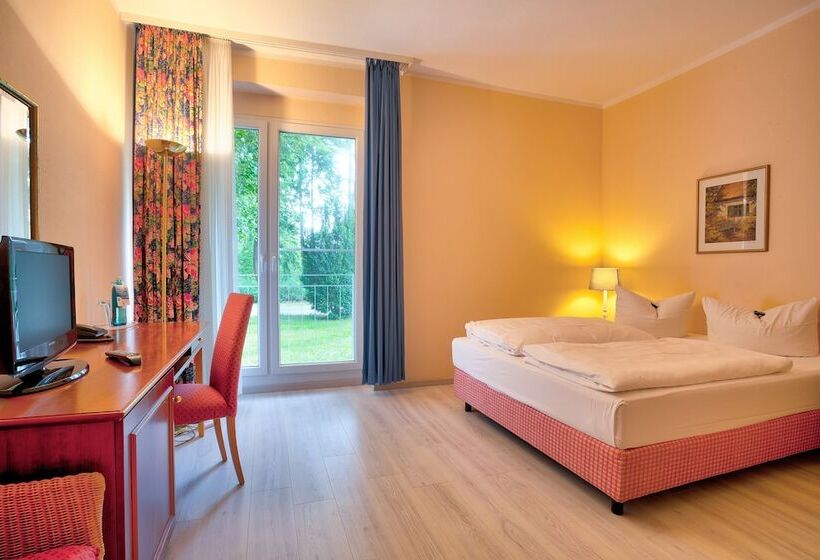 酒店 Döllnsee Schorfheide