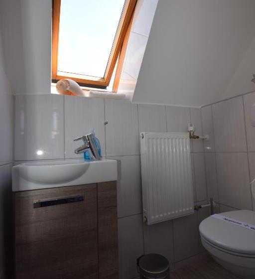 Отель Ferienwohnung Und Appartementvermietung Haus Kaiser