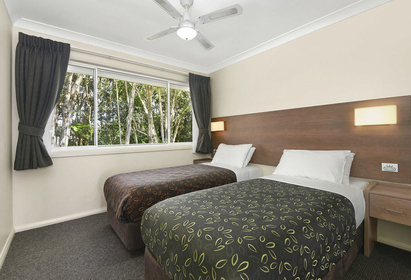 فندق Flynns On Surf Beach Villas