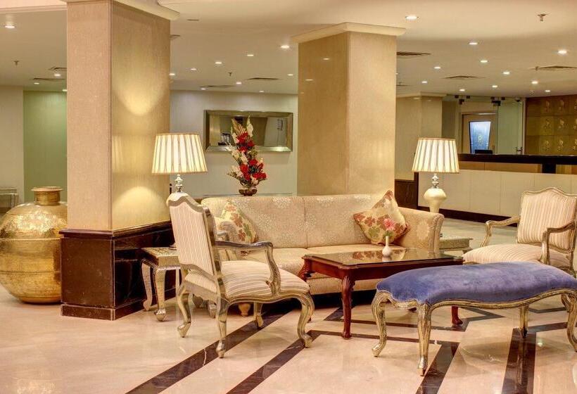 ホテル Golden Tulip  Jaipur