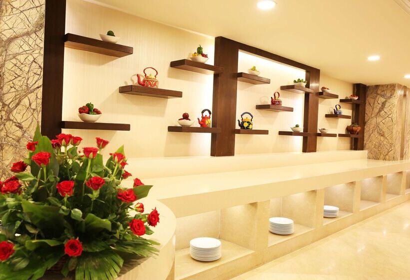 ホテル Golden Tulip  Jaipur