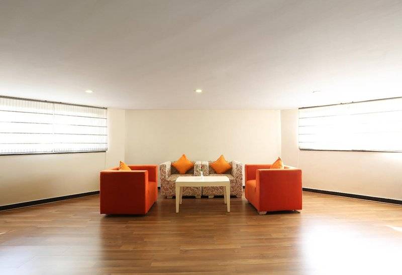 ホテル Golden Tulip  Jaipur