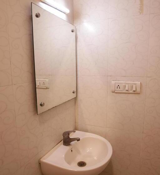 Отель Golden Wings