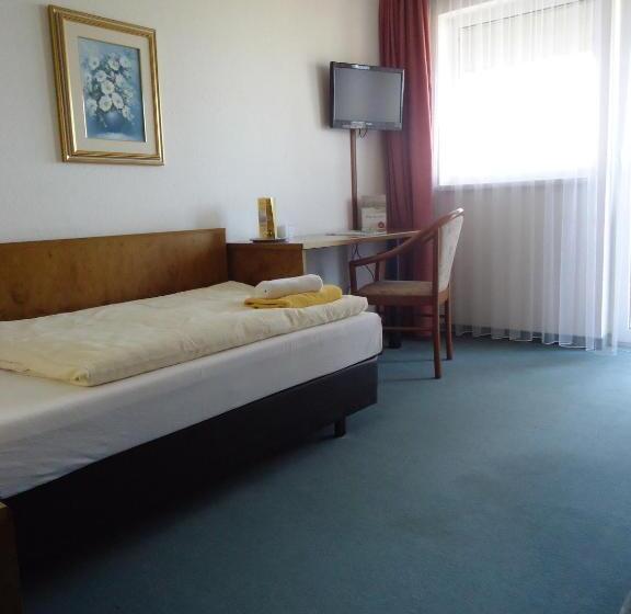 Greenline Hotel Hellfeld