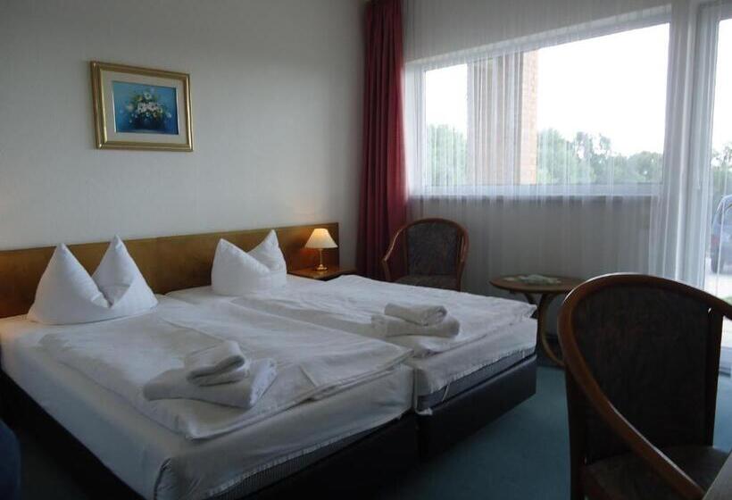 Greenline Hotel Hellfeld