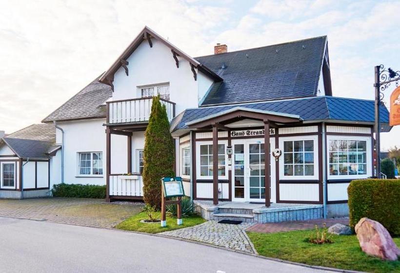 ホテル Haus Strandeck