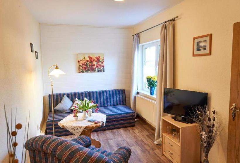 ホテル Haus Strandeck