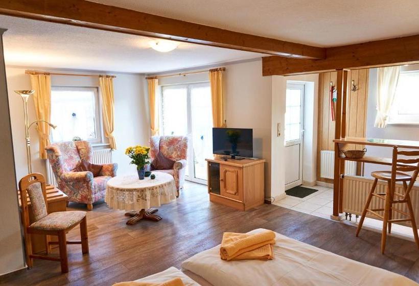 ホテル Haus Strandeck