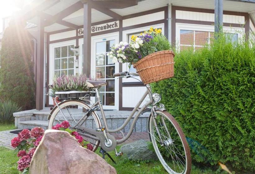 ホテル Haus Strandeck