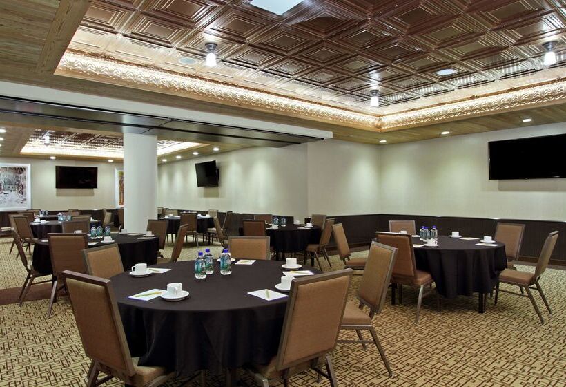 هتل Hilton Garden Inn New York/midtown Park Ave