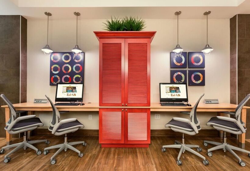 酒店 Home2 Suites By Hilton Fargo, Nd