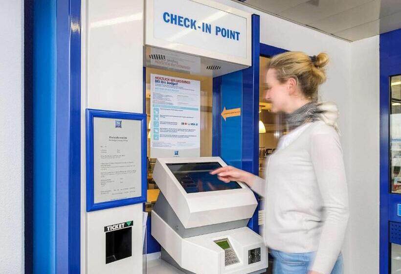 هتل Ibis Budget Berlin Airport Schönefeld