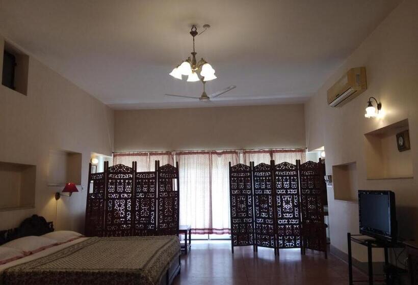 בית מלון כפרי Jai Niwas