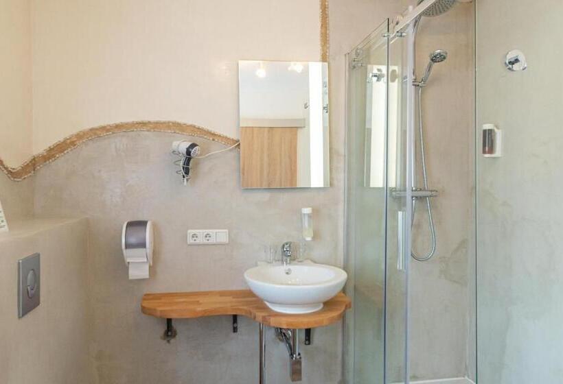 فندق Mettlacher Hof