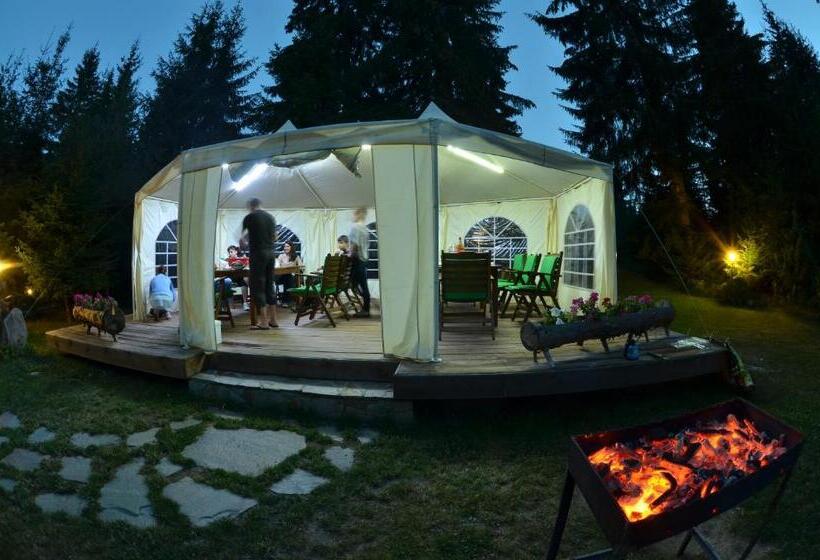 בית מלון כפרי Mountain Lake