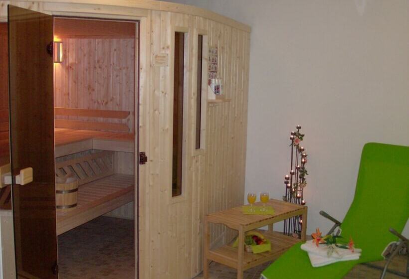 ホテル Müritzperle