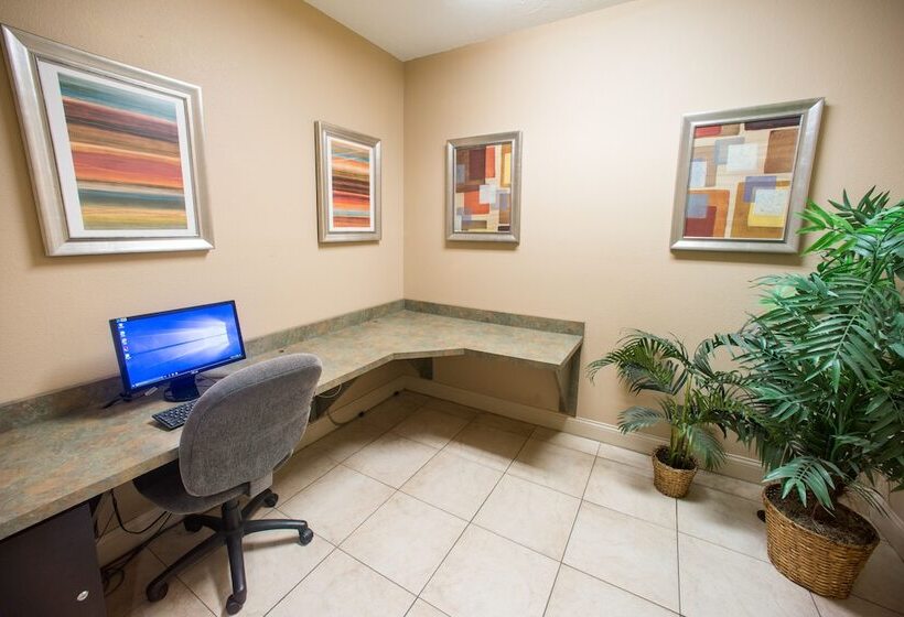 Отель Northfield Inn Suites And Conference Center