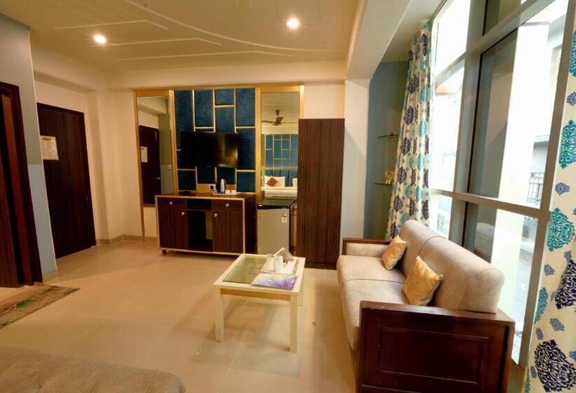 فندق Moon Light Bhimtal