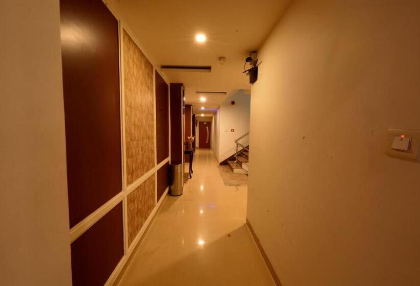 فندق Moon Light Bhimtal