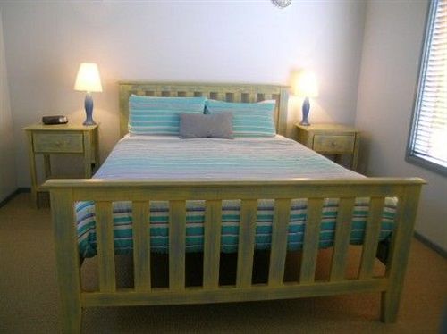 هتل Rayville Boat Houses