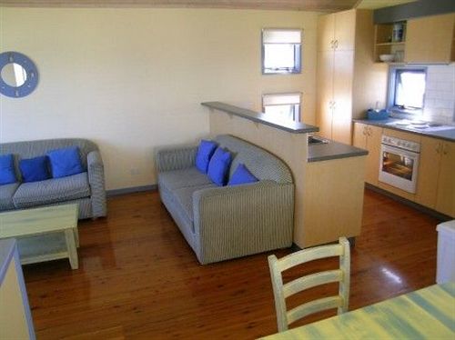 هتل Rayville Boat Houses