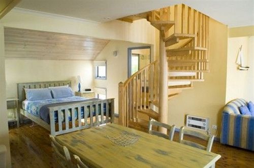 هتل Rayville Boat Houses