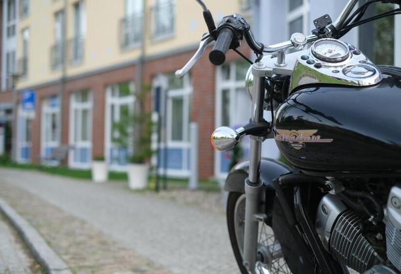 فندق & Restaurant Am Schlosspark