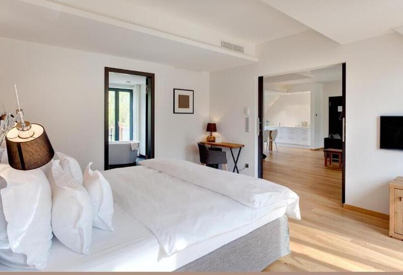 ホテル Strandhaus   Boutique Resort & Spa