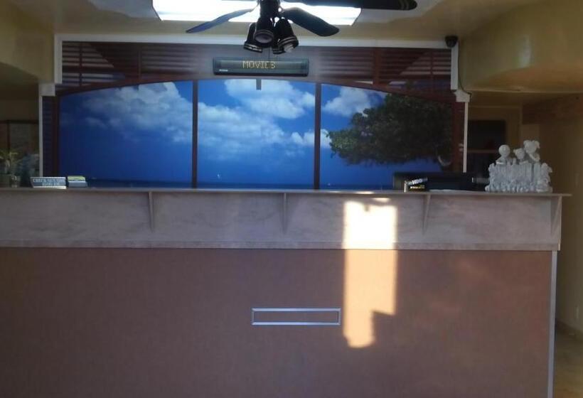 בית מלון כפרי Super Inn Daytona Beach