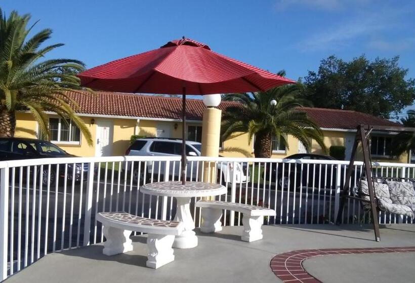 فندق Super Inn Daytona Beach