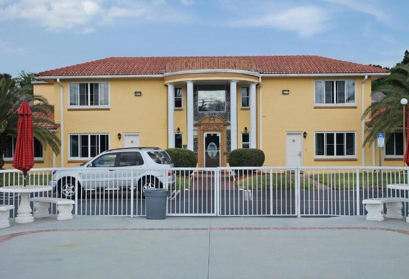 فندق Super Inn Daytona Beach